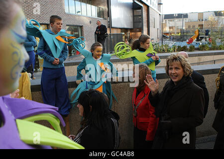 F2 Building Rialto Fatima Children from Fatima Homework Club and Rialto Youth Club dressed up on ...