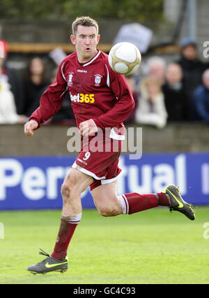 Soccer - FA Cup - First Round - Paulton Rovers v Norwich City - Winterfield Road Stock Photo