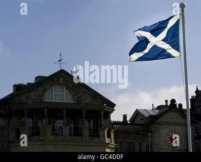 Flags blow in the gale force winds that forced the cancellation of the third round during the Alfred Dunhill Links Championship at St Andrews Golf Course, Scotland. Stock Photo