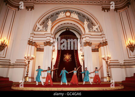 Dance group Nutkhut rehearse 'Bollywood Steps' inside the ballroom at Buckingham Palace ahead of the Indian Reception on Tuesday. Stock Photo
