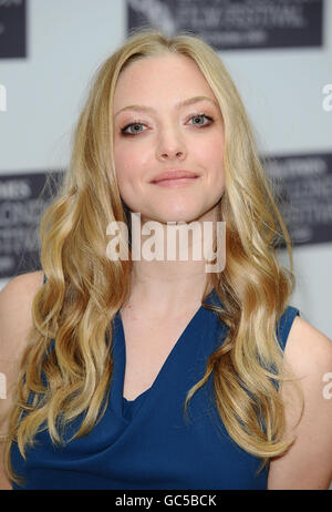 London BFI Film Festival - Chloe photocall. Amanda Seyfried at a photocall for new film Chloe, at the Mayfair Hotel in London. Stock Photo