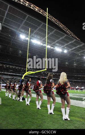 American Football - NFL - New England Patriots v Tampa Bay Buccaneers - Wembley Stadium. Cheerleaders during the match at Wembley in London. Stock Photo