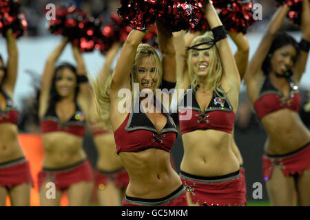 American Football - NFL - New England Patriots v Tampa Bay Buccaneers - Wembley Stadium Stock Photo