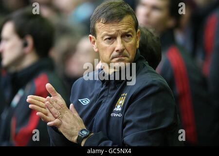 Manchester city first team coach eddie niedzwiecki hi-res stock photography  and images - Alamy