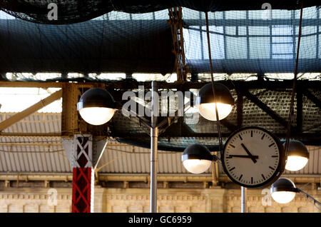 General view of Manchester Victoria station which has received the lowest satisfaction rating in the country following an inspectors' report out today. Stock Photo