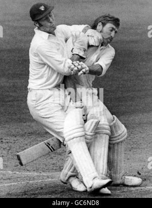 Cricket - John Player League 1971 - Middlesex v Gloucestershire - Lord's Cricket Ground. P.H.Parfitt collides with B.J.Meyer. Stock Photo