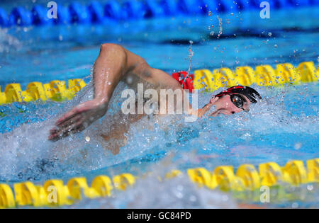 USA's Michael Phelps during the Men's 200m freestyle during The Duel in the Pool at the Manchester Aquatic Centre, Manchester. Stock Photo