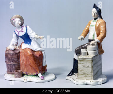 fine arts, Bustelli, Franz Anton, (1723 - 1763), sculpture, 'apple and cheese sellers', 18th century, china, Residenz museum, Munich, Germany, Stock Photo