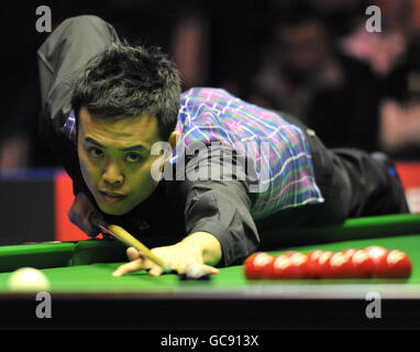 Marco Fu in action during the The Masters at Wembley Arena, London. Stock Photo