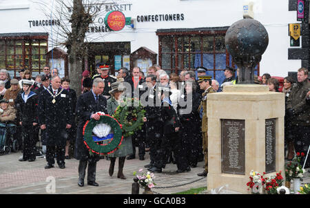 Charles and Camilla visit Wootton Bassett Stock Photo