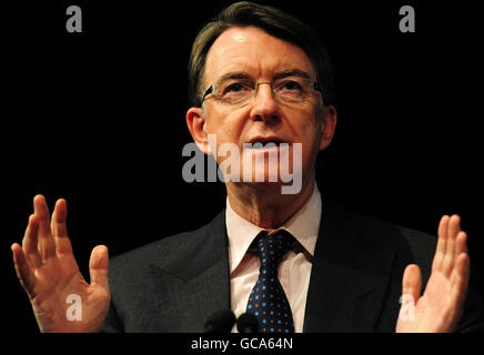 Business Secretary Lord Mandelson makes a speech during the Lord Dearing Memorial Conference, 'The Future of Higher Education', at Nottingham University. Stock Photo