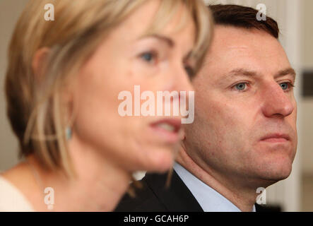Kate and Gerry McCann speak at a press conference in central London, following a court ruling on former detective Goncalo Amaral's appeal against their ban on his book claiming their daughter Madeleine is dead. Stock Photo
