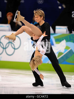 Great Britain's Penny Coomes and Nicholas Buckland in action during their Free Dance in the Figure Skating Ice Dance during the 2010 Winter Olympics at the Pacific Coliseum, Vancouver, Canada. Stock Photo