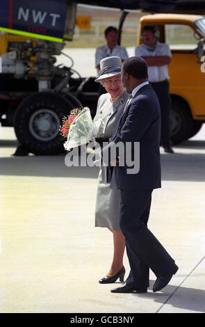 Royalty - Queen Elizabeth II Visit to South Africa - Cape Town Stock Photo