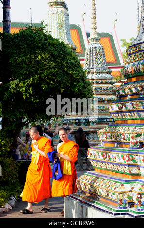 Die Tempelanlage des Wat Pho in der Hauptstadt Bangkok von Thailand in Suedostasien. Stock Photo