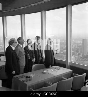 Postmaster-General Anthony Wedgwood Benn, showing the futuristic new GPO Tower to former Postmaster Generals. He entertained them to lunch in the restaurant at the top of the tower. left to right, Lord Listowel, Reginald Bevins, Ernest Marples, Anthony Wedgwood Benn and Ness Edwards. Stock Photo