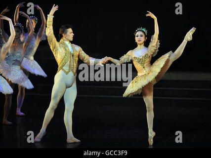 Cinderella (Erina Takahashi) and the Prince (Dmitri Gruzdyev) dancing during the final scenes in a production of Cinderella by the English National Ballet at Bristol Hippodrome. Stock Photo