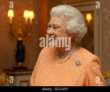 Credentials presented at Buckingham Palace. rk, presented his credentials. Stock Photo