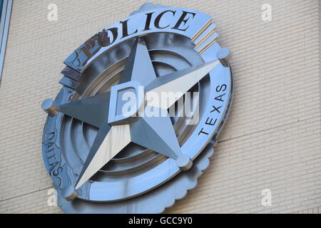 Dallas, Texas, USA. 8th July, 2016. Outside Dallas Police headquarters in downtown Dallas on 8th July 2016 Credit:  Hum Images/Alamy Live News Stock Photo