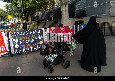London, UK. 8th July 2016. Demonstrators gathered opposite Downing Street at 'End The Siege On Gaza' rally to demand an end the arms trade between the UK and Israel as well as to call for an end to Israel's ten year occupation of Gaza. Wiktor Szymanowicz/Alamy Live News Stock Photo