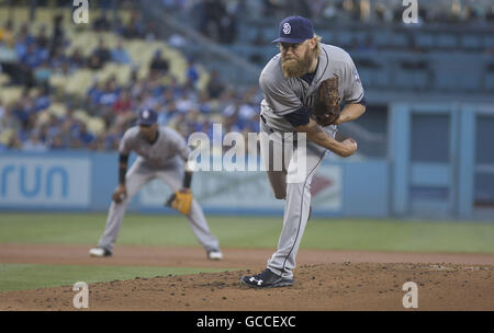Los Angeles, CALIFORNIA, USA. 8th July, 2016. The San Diego Padres Andrew Cashner #34 o throws a pitch against the Los Angeles Dodgers at Dodger Stadium on July 8, 2016 in Los Angeles, California.ARMANDO ARORIZO © Armando Arorizo/Prensa Internacional/ZUMA Wire/Alamy Live News Stock Photo