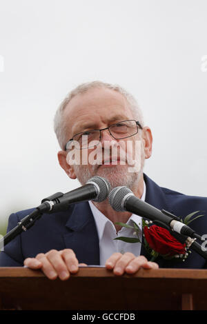 Durham, UK. 9th July, 2016. Jeremy Corbyn, the leader of the Labour Party, speaking at the Durham Miners' Gala in Durham, England. The 2016 event was the 132nd 'Big Meeting'. Credit:  Stuart Forster/Alamy Live News Stock Photo