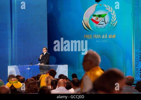 Paris, France. 09th July, 2016. 'Free Iran', annual gathering of Iranian communities, Bourget, Paris, France, 9 July 2016, José Manuel Durão Barroso is a Portuguese politician who was the 11th President of the European Commission, serving from 2004 to 2014. He served as Prime Minister of Portugal from 6 April 2002 to 17 July 2004 Credit:  Ania Freindorf/Alamy Live News Stock Photo