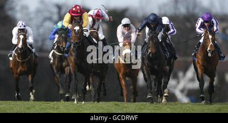 Horse Racing - 1000 and 2000 Guineas Trials Day - Leopardstown Racecourse Stock Photo