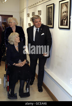 Duchess signs book of condolence Stock Photo