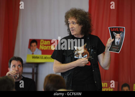 Former Queen guitarist Brian May speaks at a meeting in Keynsham while lending his support to fellow anti-hunt campaigner Dan Norris, who is standing as Labour candidate for North East Somerset in the General Election. Stock Photo