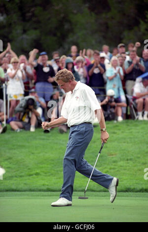 FRED COUPLES RYDER CUP VALDERRAMA SPAIN 28 September 1997 Stock Photo ...