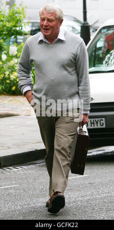 Former Liberal Democrat Party leader Lord Ashdown arrives for a shadow cabinet meeting at Local Government House in Smith Square, London. Stock Photo