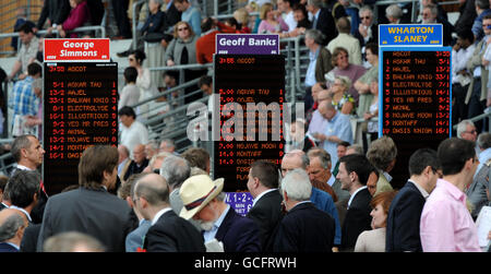 Horse Racing - Moss Bros Day - Ascot Racecourse Stock Photo