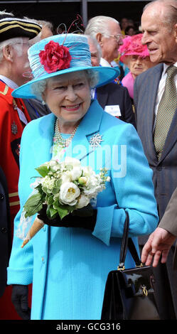 Queen Elizabeth II and The Duke of Edinburgh arrive in Scarborough, North Yorkshire where they opened the newly-restored Open Air Theatre in Northstead Manor Gardens, which is the largest outdoor theatre in Europe. Stock Photo