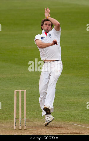 England Lions's Liam Plunkett bowls during the Tour Match at the County Ground, Derby. Stock Photo