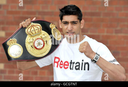 Boxing - Amir Khan Press Call - Gloves Community Centre Stock Photo