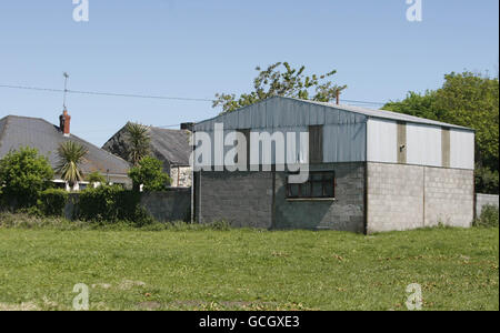 The scene in Mount Pleasant, Dundalk, Co Louth, where a major suspected dissident republican bomb making factory was raided by police. Stock Photo