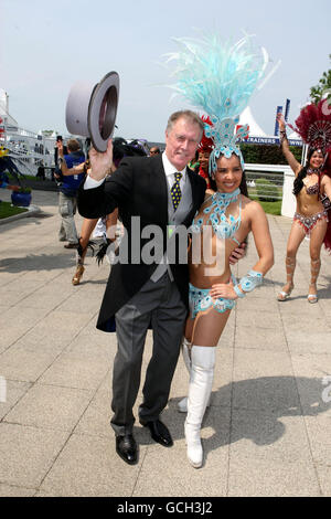 Horse Racing - Investec Derby Festival - Investec Derby Day - Epsom Racecourse Stock Photo