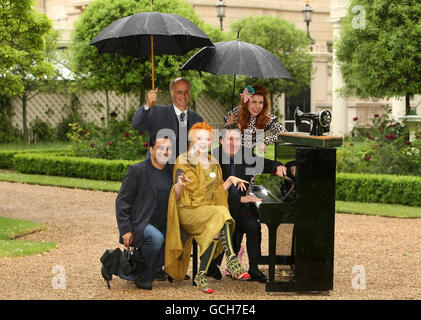(left to right) Sanjeev Bhaskar, Roger Saul, Dame Vivienne Westwood, Jools Holland and Paloma Faith at a photocall at Clarence House, in central London, to launch 'A Garden Party to Make a Difference', an initiative by the Prince of Wales to help people across the UK lead more sustainable lives. Stock Photo