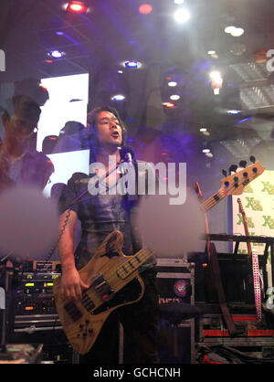 Taka Hirose Of Feeder Stock Photo Alamy