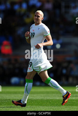 Soccer - 2010 FIFA World Cup South Africa - Group C - Algeria v Slovenia - Peter Mokaba Stadium. Hassan Yebda, Algeria Stock Photo