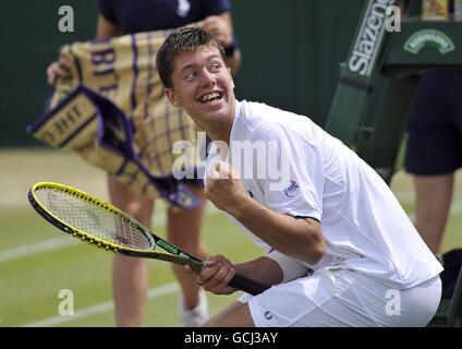 Tennis - 2010 Wimbledon Championships - Day Ten - The All England Lawn Tennis and Croquet Club Stock Photo