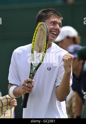 Tennis - 2010 Wimbledon Championships - Day Ten - The All England Lawn Tennis and Croquet Club Stock Photo