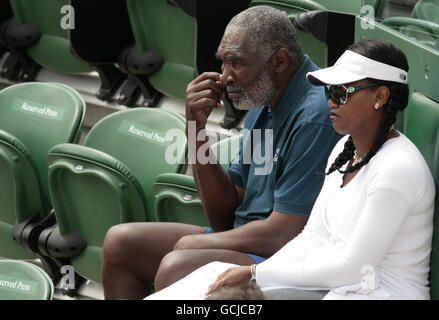 USA's Richard Williams father of Serena and Williams watches their match against Russia's Elena Vesnina and Vera Zvonareva with his girlfriend Lakeisha Graham Stock Photo