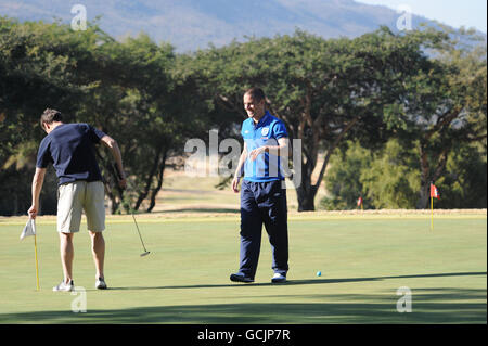 Soccer - Soccer - 2010 FIFA World Cup South Africa - England Relax on Golf Course - Gary Player Golf Course. England's Joe Cole at the Gary Player golf course in Sun City, South Africa. Stock Photo