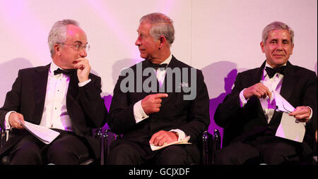 The Prince of Wales with Sir Stuart Rose (right) and Philip Green (left), the Chief Executive of United Utilities, at the Business in the Community Awards for Excellence 2010 at the Royal Albert Hall, London. Stock Photo