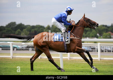 Horse Racing - Eclipse Meeting - Sandown Park Stock Photo