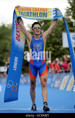 Spain's Javier Gomez celebrates winning following the running section of the Dextro Energy ITU World Championship Triathlon, in Hyde Park, London. Stock Photo