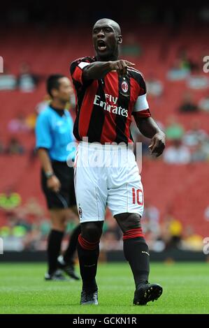 Soccer - Emirates Cup 2010 - AC Milan v Olympique Lyonnais - Emirates Stadium Stock Photo