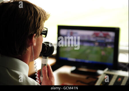 Cricket - NatWest Series - First One Day International - England v Bangladesh - Trent Bridge. Sky television commentator Nick Knight watches the game wearing special glasses for 3D viewing Stock Photo